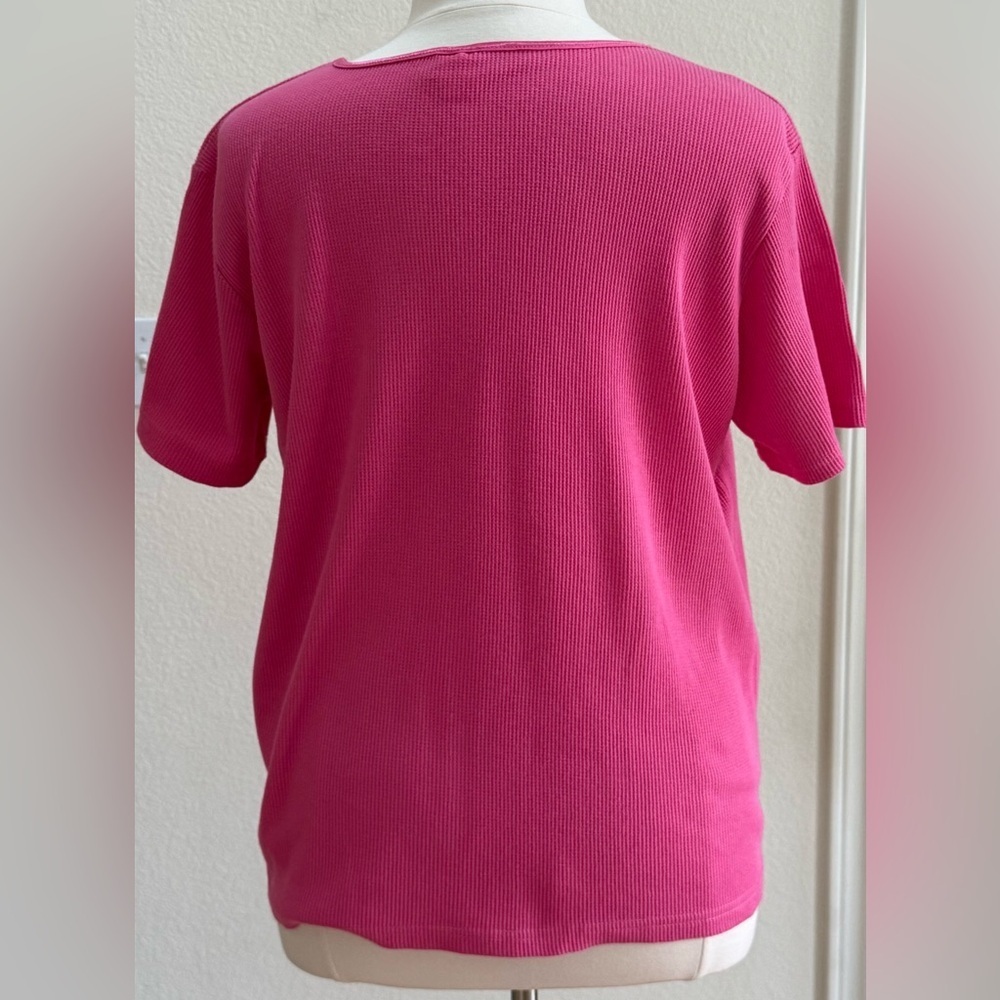 Chic Fuchsia Short Sleeve Women's Tee - Picture 4 of 7